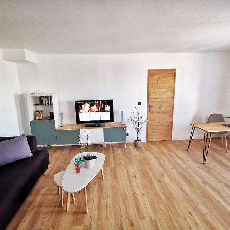 Le 79 Reflet De La Marne Apartman Noisy-le-Grand Kültér fotó