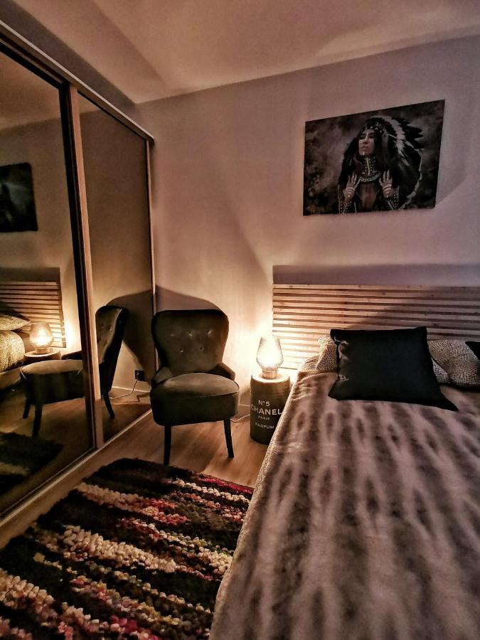Le 79 Reflet De La Marne Apartman Noisy-le-Grand Kültér fotó